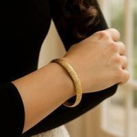 Engraved Medium Bangle in 14K Yellow Gold (6.20 mm)
