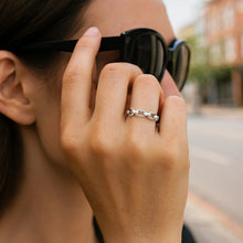 14K White Gold Oval Links Stackable Ring