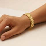 Panther Link Medium Bracelet in 14K Yellow Gold (9.60 mm) thumbnail 3