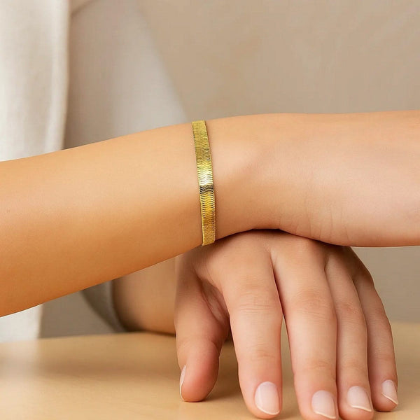 Imperial Herringbone Bracelet in 10k Yellow Gold  (5.00 mm)