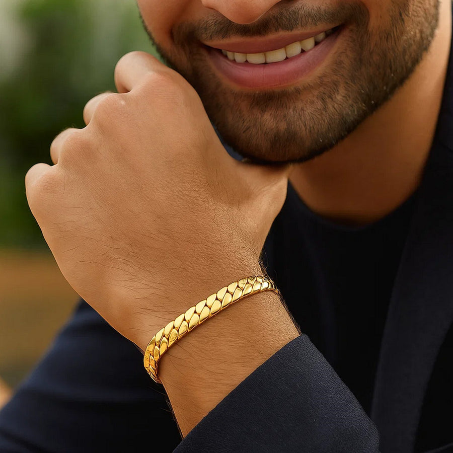14k Yellow Gold 8 inch Mens Curb Chain Bracelet