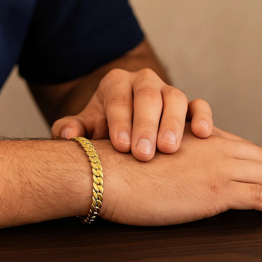 14k Yellow Gold 8 inch Mens Curb Chain Bracelet