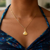 Sea Shell Necklace in 10K Yellow Gold thumbnail 4