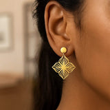 14K Yellow Gold High Polish Flower Cutout Earrings thumbnail 3