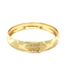 Load image into Gallery viewer, 10k Yellow Gold Dual-Textured Diamond Pattern Bangle